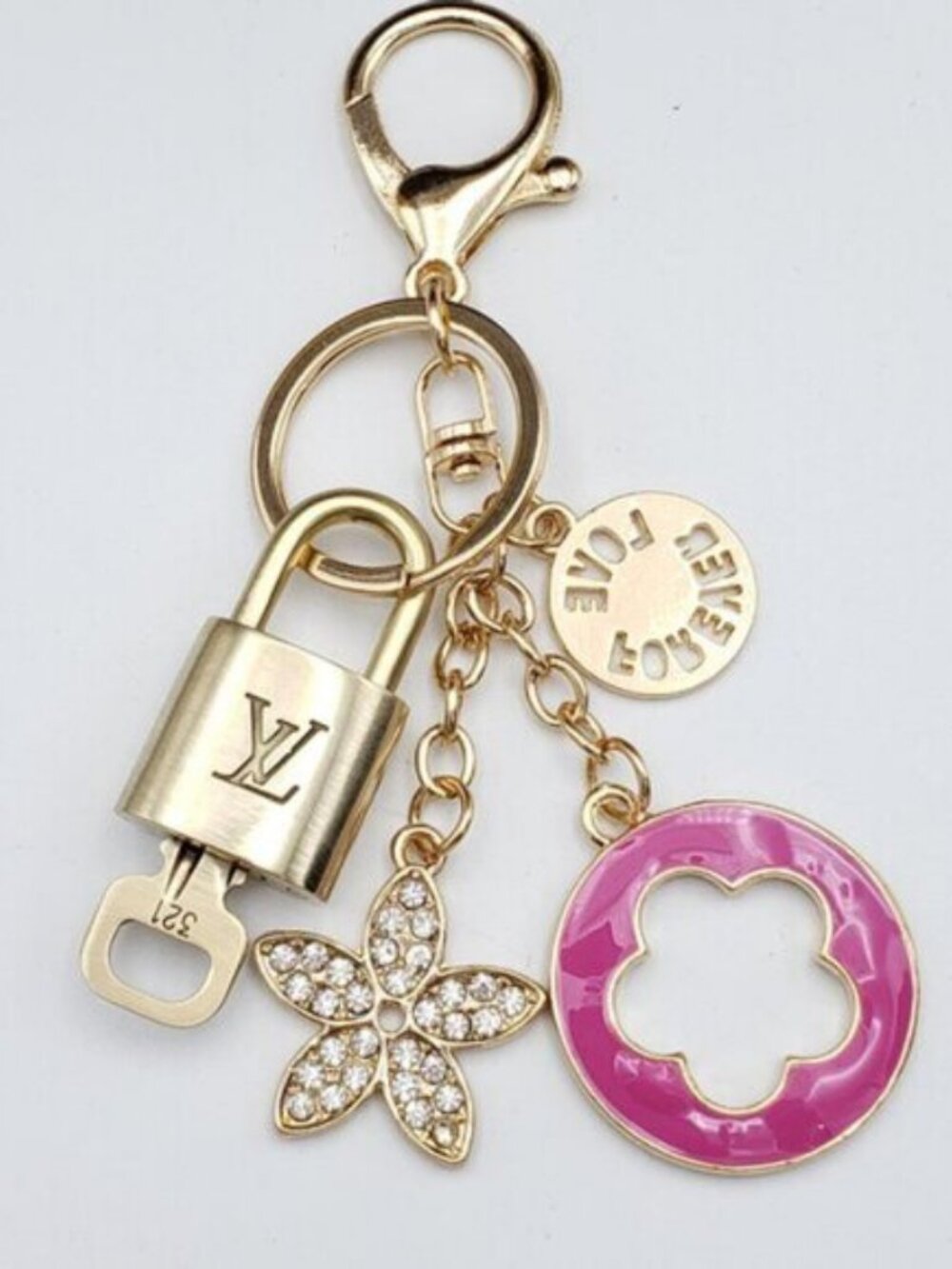 Authentic Louis Vuitton Gold Lock 🔒 Keychain Bag Unbranded Flower Charm LV - Picture 2 of 9